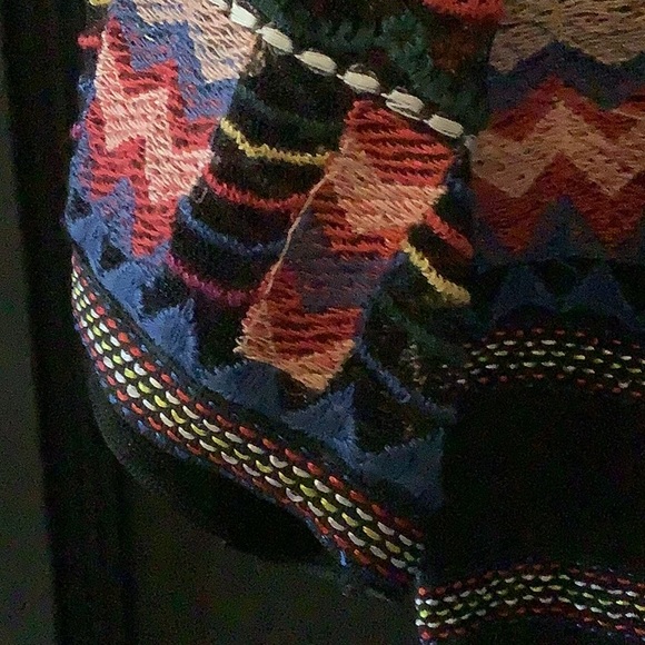 V Christian Embroiled Dress - Picture 7 of 10